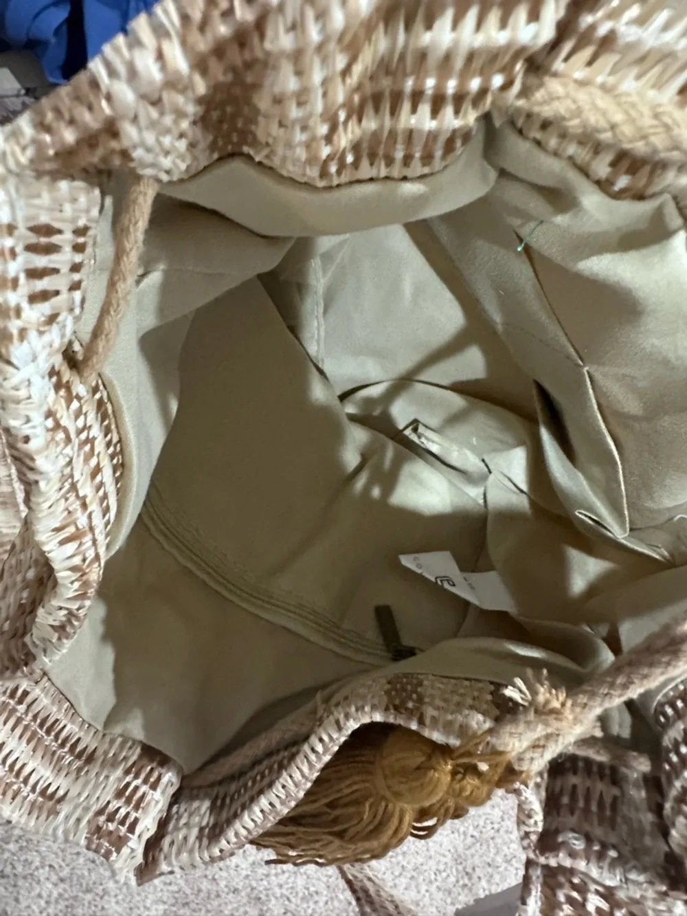 Woven Straw Crossbody Bag in Natural Beige - Picture 3 of 3